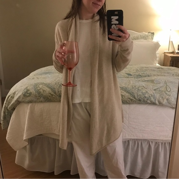 Club Monaco Cristina Cashmere Cardigan - Picture 2 of 4